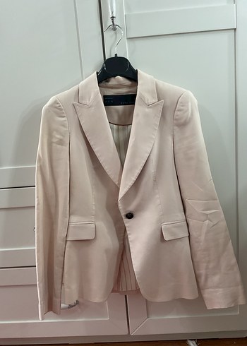 Zara Pudra Rengi Düğmeli Kadın Blazer