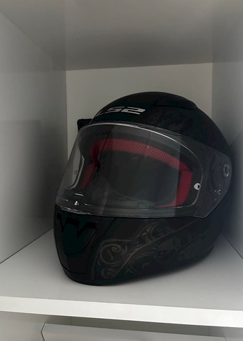 Kilitli Siyah Gotik Desenli Motosiklet Kaskı - Görsel 3