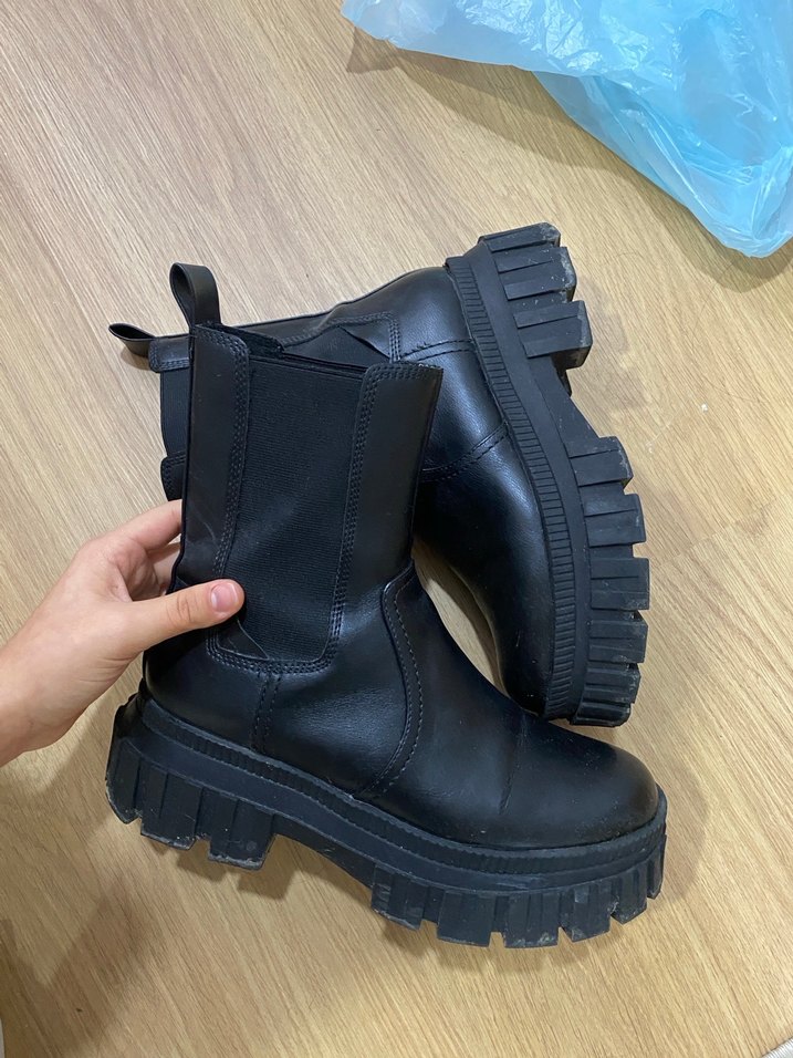 Stradivarius bot - Görsel 4