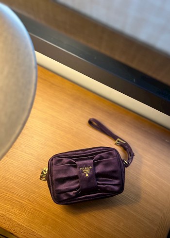 Prada Mini Mor El Çantası - Görsel 3