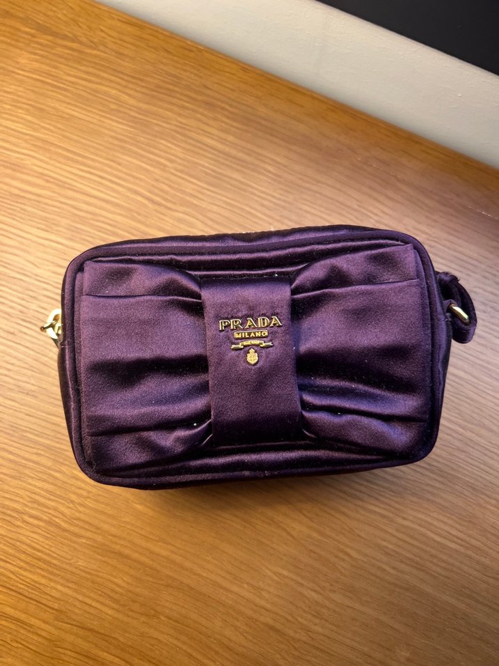 Prada Mini Mor El Çantası - Görsel 2