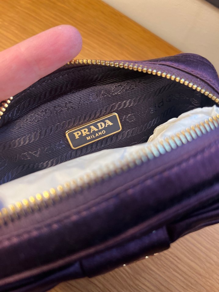 Prada Mini Mor El Çantası - Görsel 5