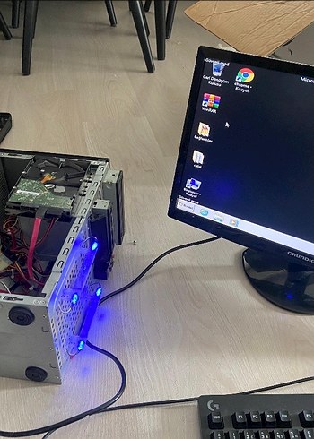 Siyah Grundig Bilgisayar Monitörü - Görsel 2