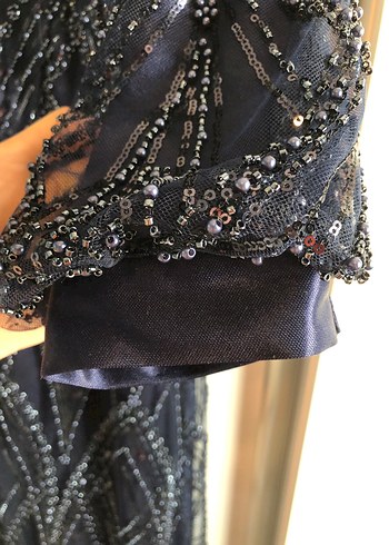 Lacivert İşlemeli Uzun Abiye Elbise - Görsel 3