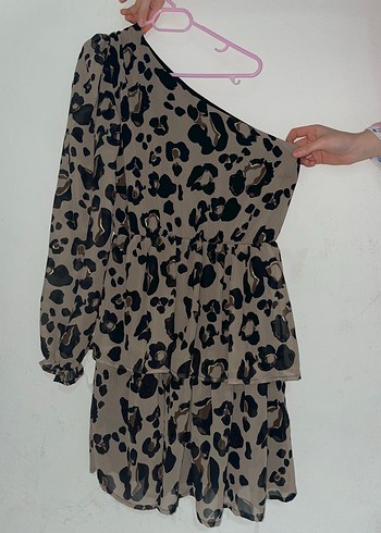 Leopar Desenli Tek Kol Elbise - Görsel 2