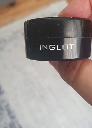 İnglot göz bazı