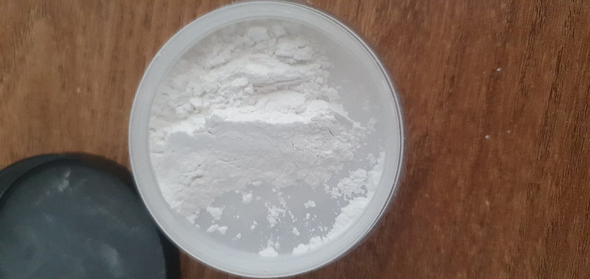 Set It Up! Siyah Parlak Bitirici Pudra - Görsel 2