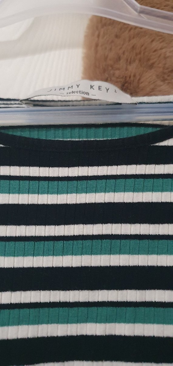 Çizgili, Pilili, Kolsuz Midi Örme Elbise - Görsel 2