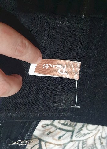 Zincir Detaylı Siyah Deri Gotik Büstiyer - Görsel 2