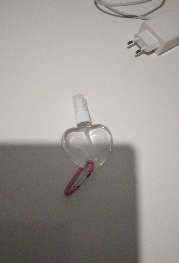 Kalp Şeklinde Kadın Parfüm Şişesi - Görsel 4