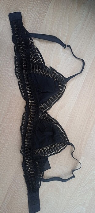 H&m siyah bralet