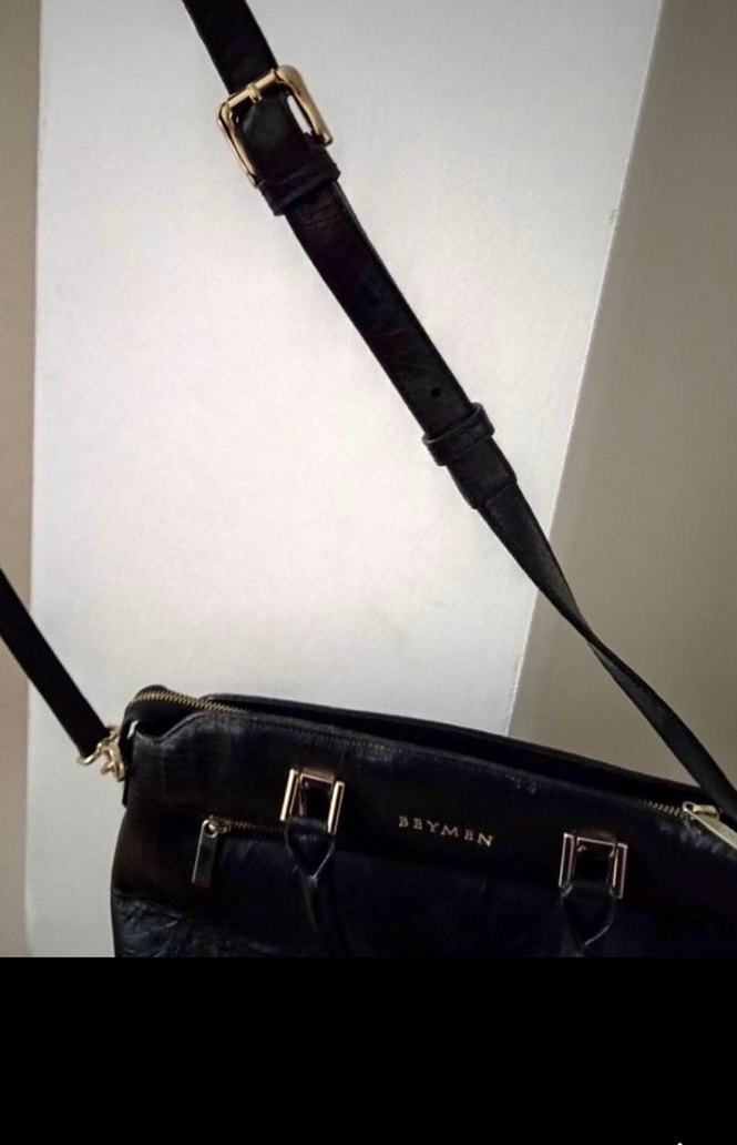 Beymen Siyah Yılan Derisi Desenli Deri Çanta - Görsel 2