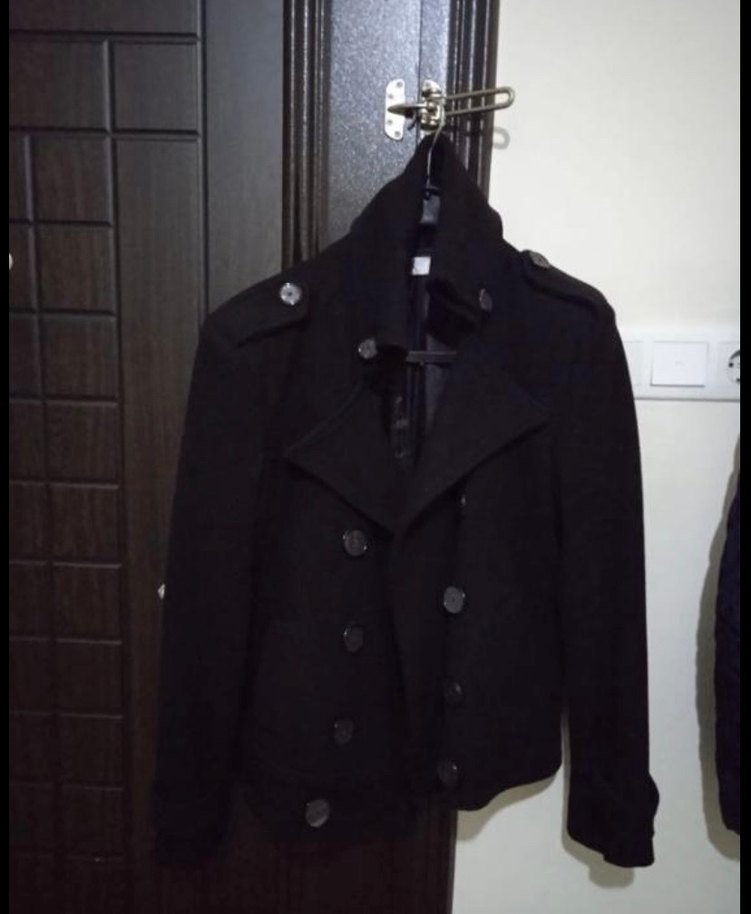 Düğmeli Siyah kısa kaban - Görsel 2