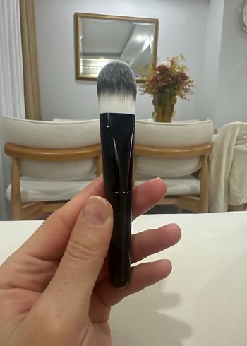 Siyah YSL Makyaj Fırçası - Görsel 2