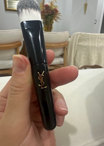Siyah YSL Makyaj Fırçası - Görsel 3