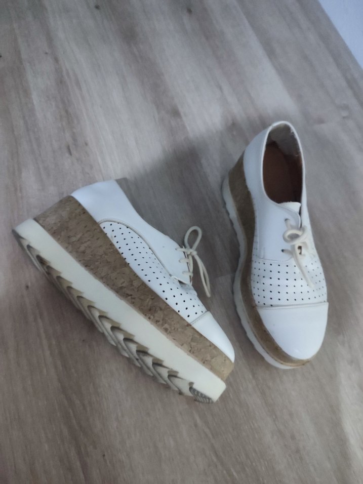 Beyaz Dolgu Topuk Kadın Oxford Ayakkabı - Görsel 2