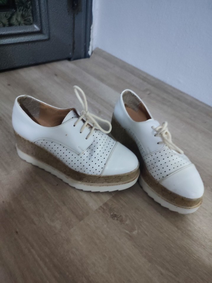 Beyaz Dolgu Topuk Kadın Oxford Ayakkabı - Görsel 3