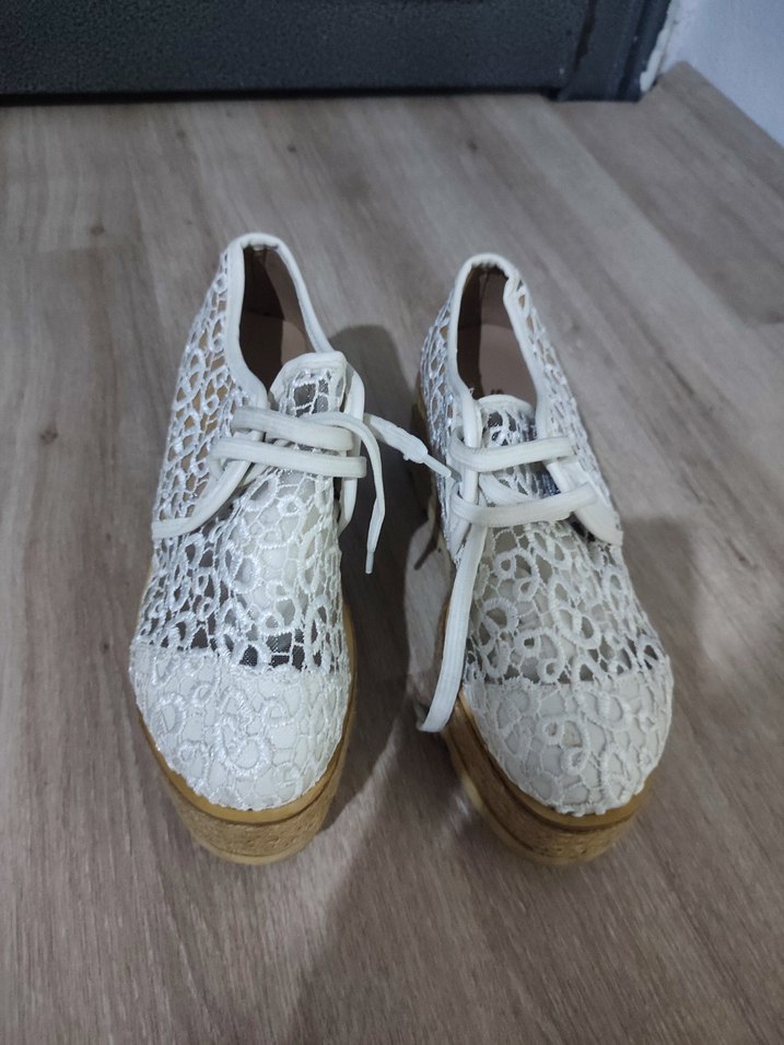 Dantel Detaylı Beyaz Dolgu Topuklu Kadın Spor Ayakkabı - Görsel 4