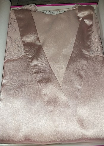 İşlemeli Pembe Uzun Kadın Gecelik Takımı - Görsel 2