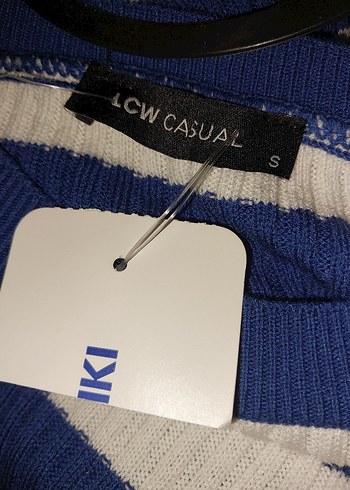 Mavi Beyaz Çizgili Kadın Triko Kazak - Görsel 2