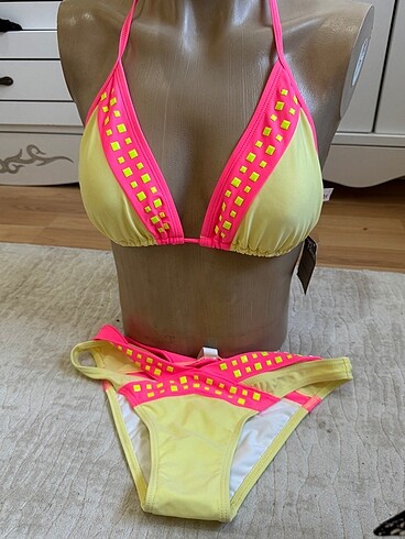 Kadın bikini