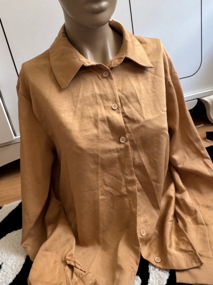 Bej Düğmeli Keten Kadın Gömlek - Görsel 2