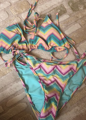 Renkli Bağlamalı Strappy Bikini Takımı - Görsel 2