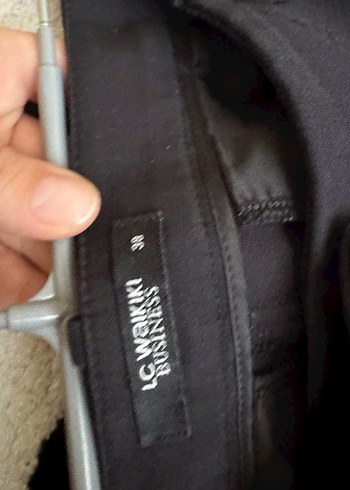 Kadın Siyah Kumaş Pantolon, Normal Kesim - Görsel 4