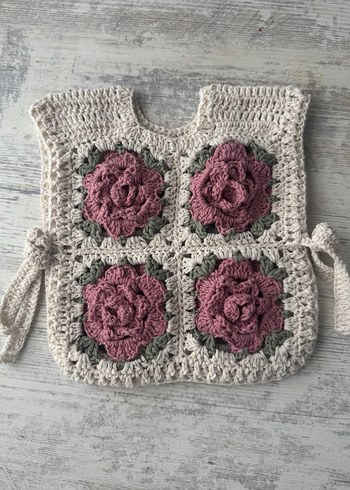 Çiçek Desenli Kız Örgü Yelek - Görsel 2