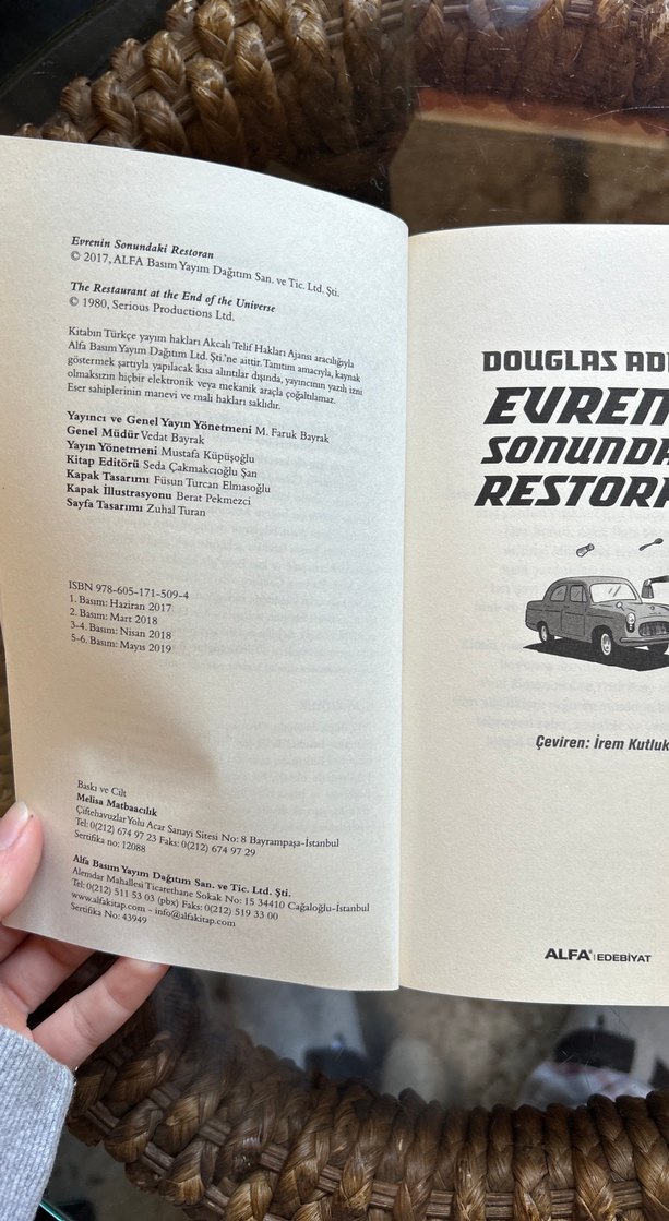 Evrendin Sonundaki Restoran - Douglas Adams - Görsel 4