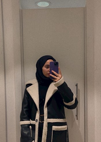 Kürklü Siyah Kadın Midi Kış Ceketi