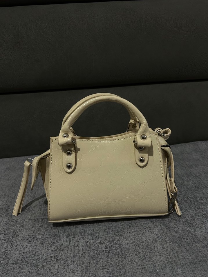 Bej Deri Kadın El Çantası - Görsel 2