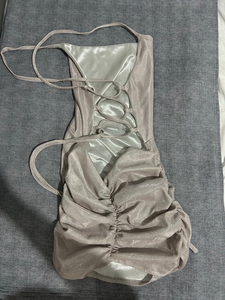 Gri Drapeli Askılı Midi Abiye Elbise - Görsel 3