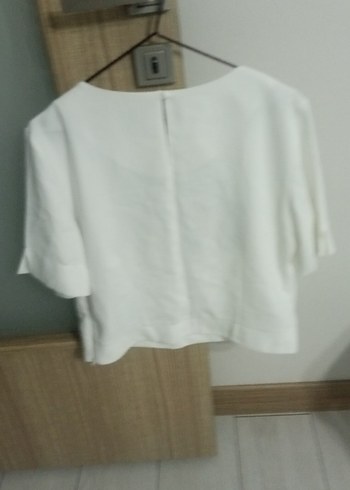 Boncuk İşlemeli Beyaz Kısa Kollu Mini Bluz - Görsel 4