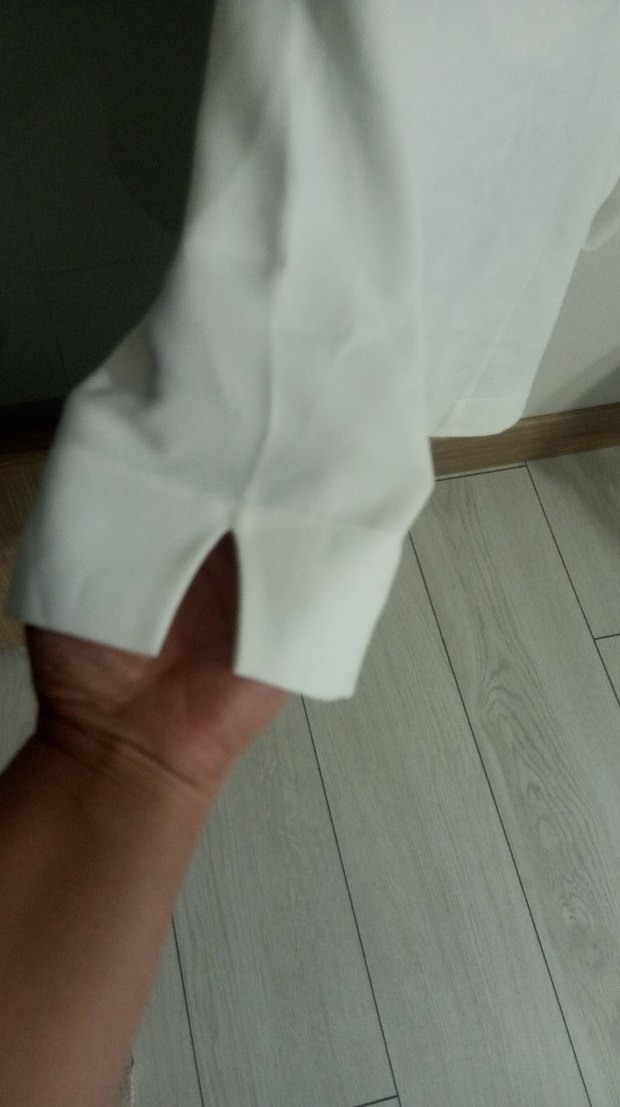 Boncuk İşlemeli Beyaz Kısa Kollu Mini Bluz - Görsel 5