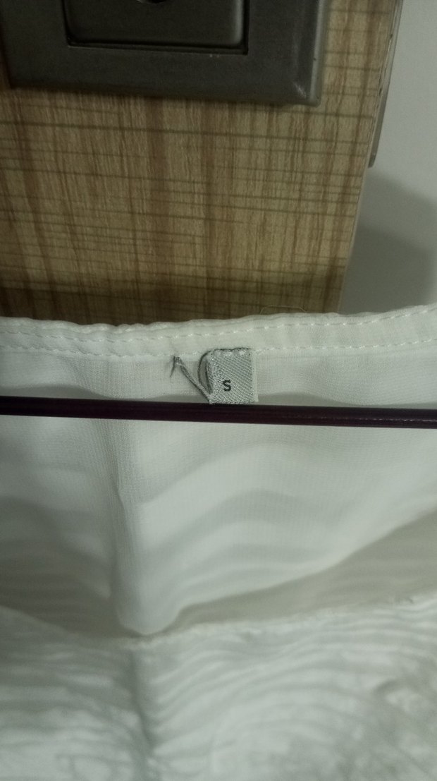 Beyaz Kısa Kollu Kadın Bluz - Görsel 2