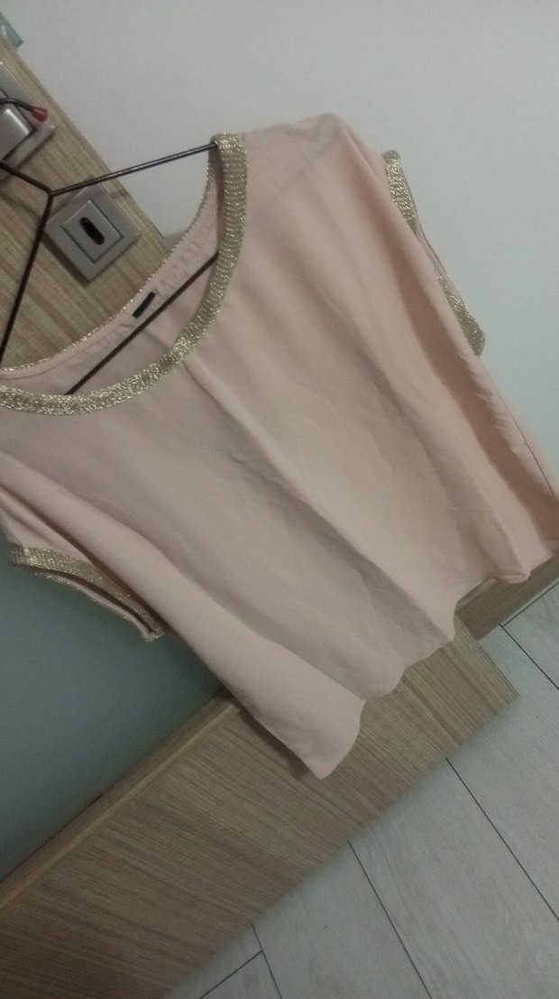 Kısa Kollu Drapeli Bej Kadın Bluz - Görsel 3