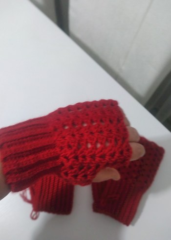 Kırmızı Örgü Kadın Eldivenleri - Görsel 2