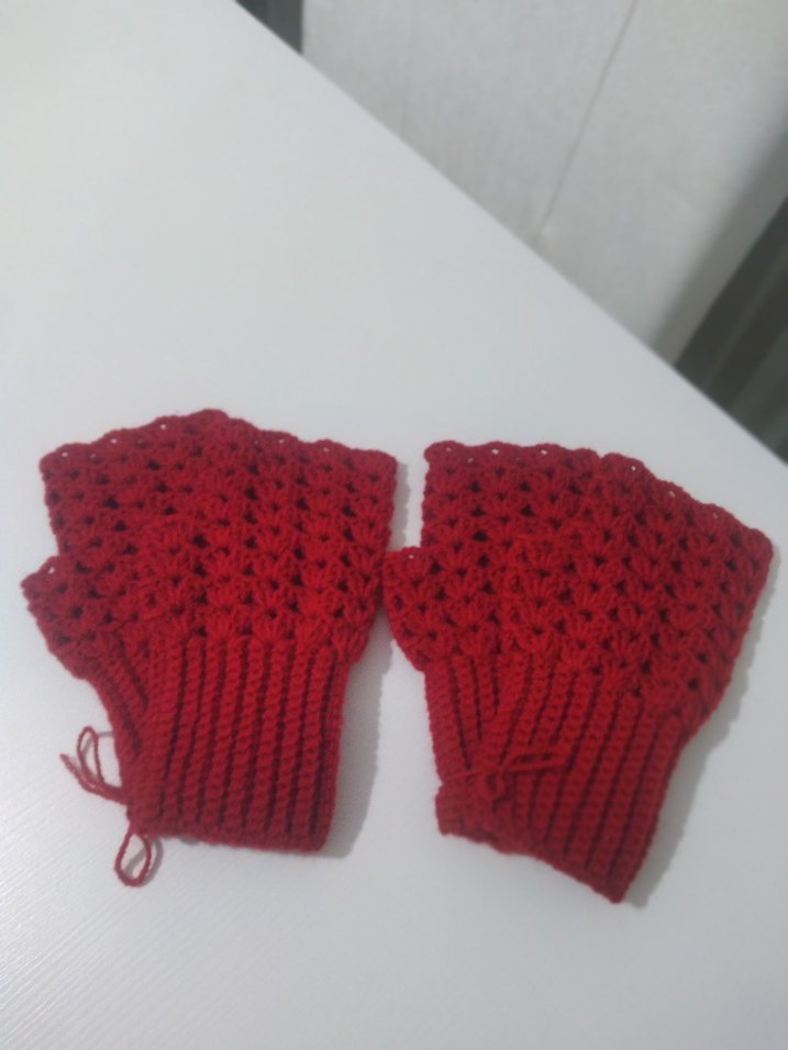 Kırmızı Örgü Kadın Eldivenleri - Görsel 4