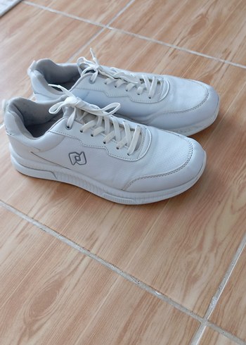 Beyaz Sneakers Kadın Spor Ayakkabı