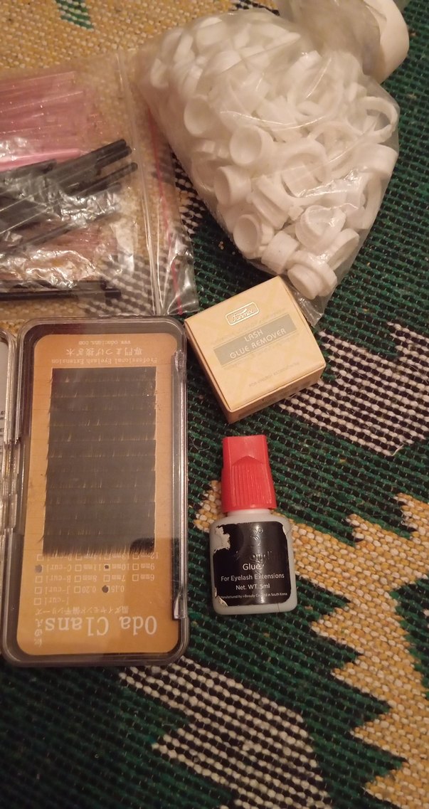 Beyaz Takma Kirpik Seti ve Aksesuarları - Görsel 2