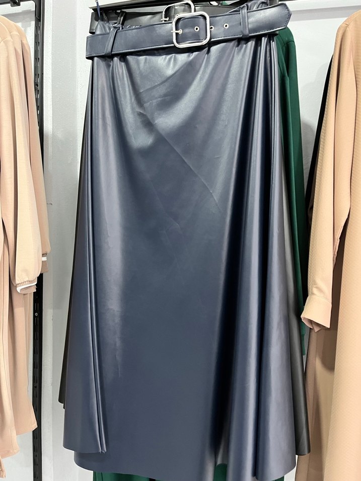 Siyah Deri Kemerli Uzun Etek - Görsel 2