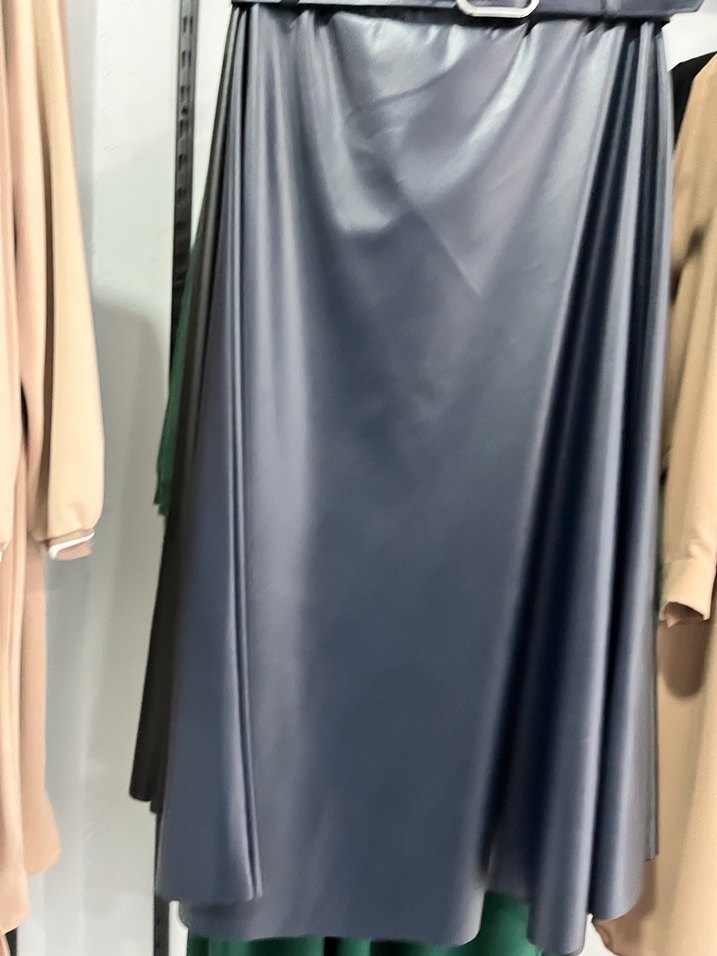 Siyah Deri Kemerli Uzun Etek - Görsel 3