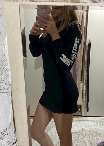 H&M Siyah Yüksek Yakalı Uzun Kollu Mini Elbise