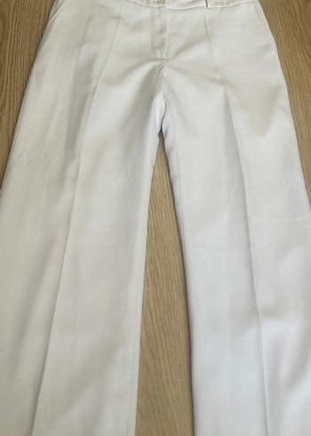 Diğer Beyaz Regular Fit Midi Kumaş Pantolon