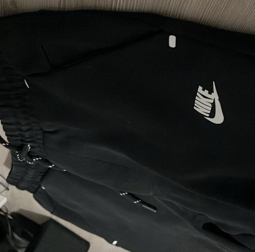 Nike tech şort - Görsel 2