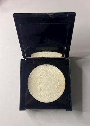 Beden Renk Maybelline Fit Me Mat Pudra 120 Açık Bej