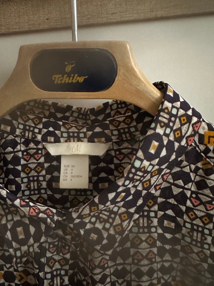 Düğmeli Bohem Desenli Kolsuz Kadın Gömlek - Görsel 2