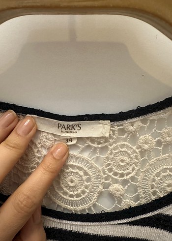 Dantel Detaylı Çizgili Kısa Kollu Tişört - Görsel 3