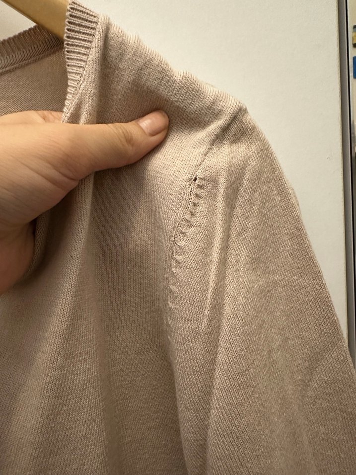 Bej Kısa Kollu V Yaka Kazak yargıcı - Görsel 3